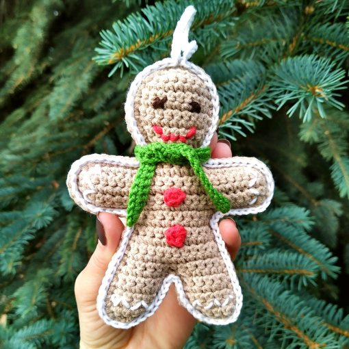 Crochet gingerbread man ornament pattern easy Amigurumi Christmas ornaments large Christmas tree decorations ideas